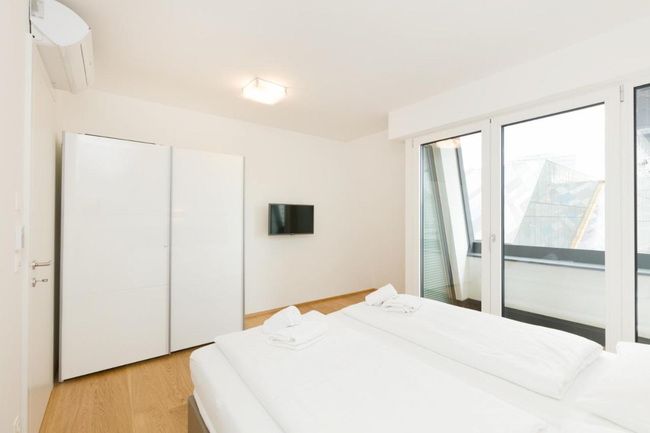 Apartament Riverside Residences