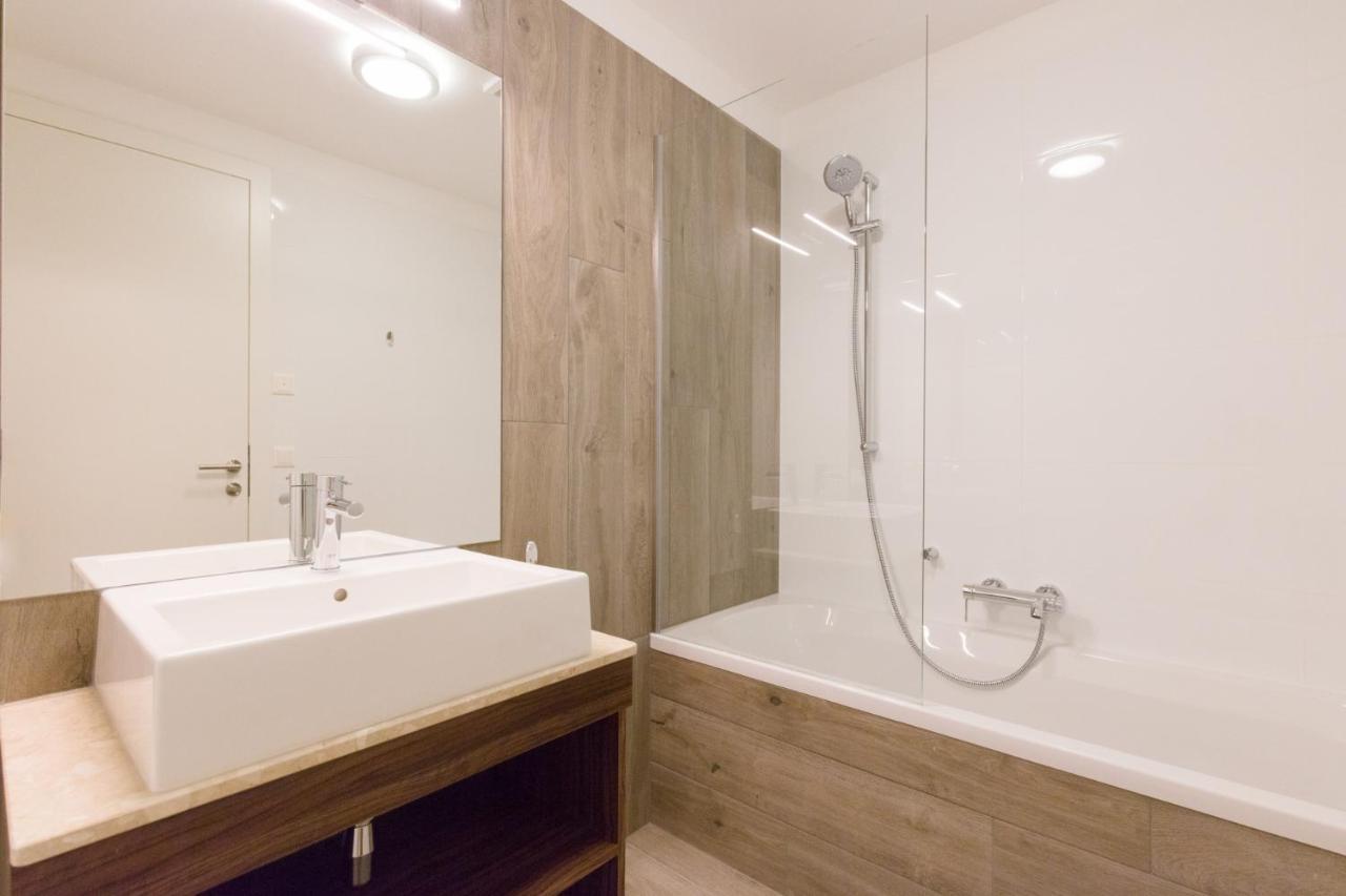 Apartament Riverside Residences