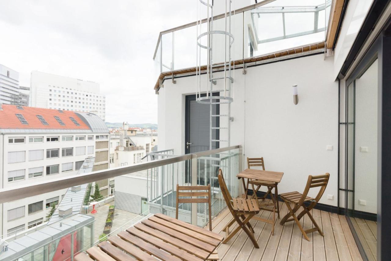Apartament Riverside Residences