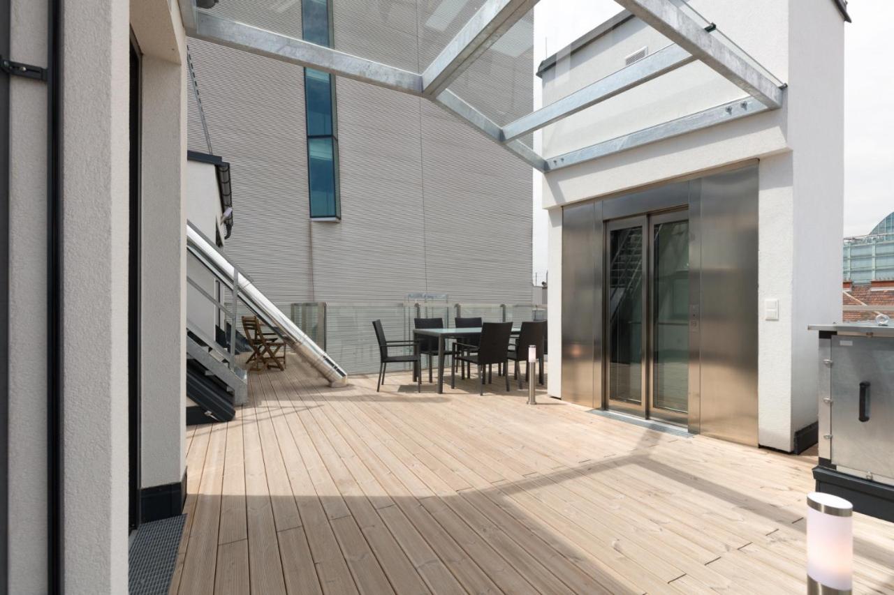 Riverside Residences Apartament