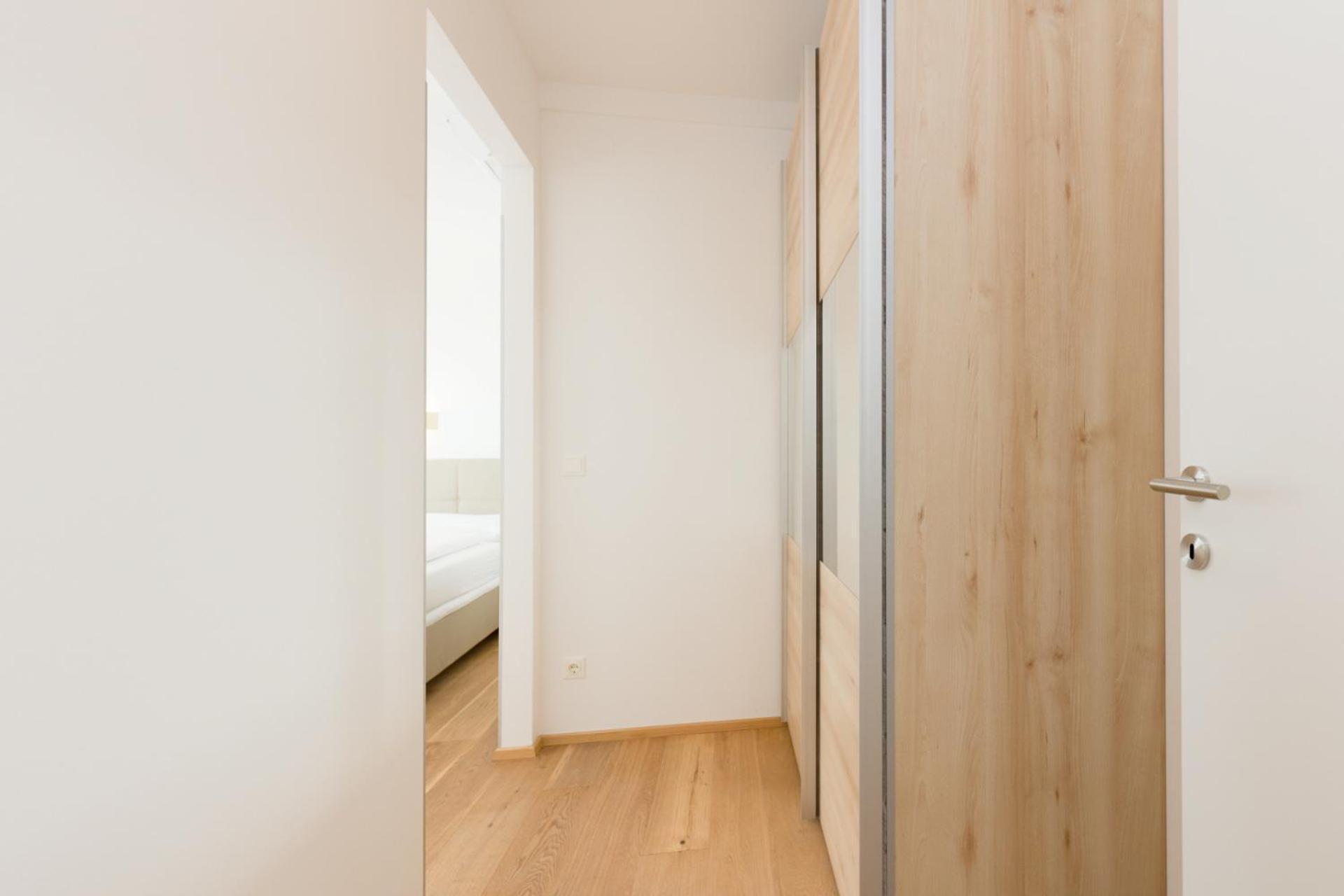 Riverside Residences Apartament *